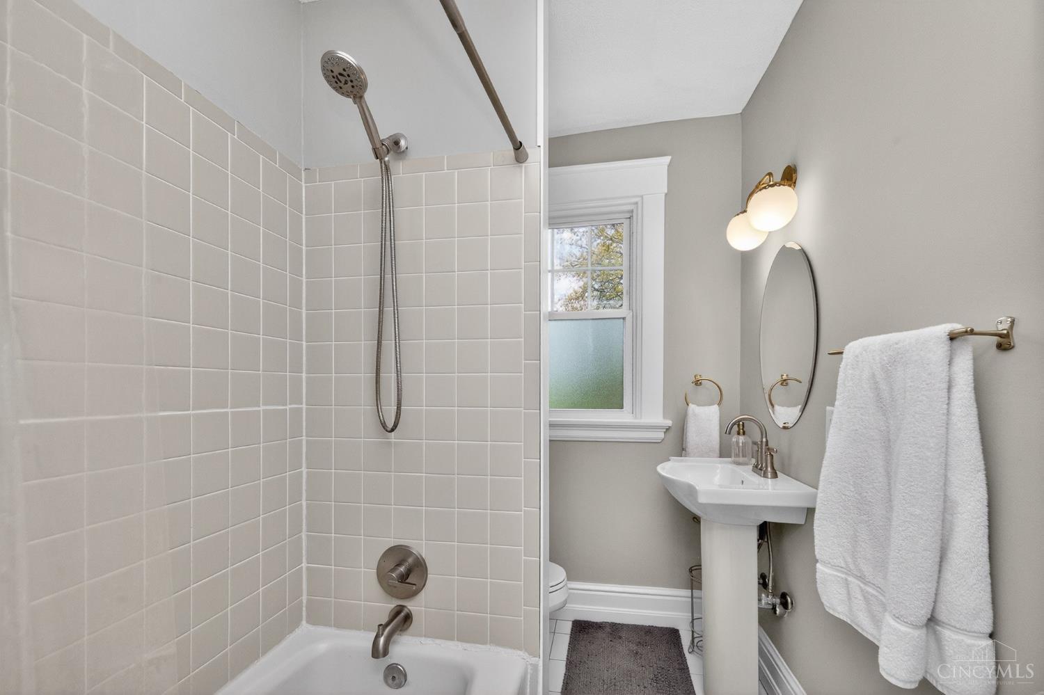 3616 Parkline Avenue