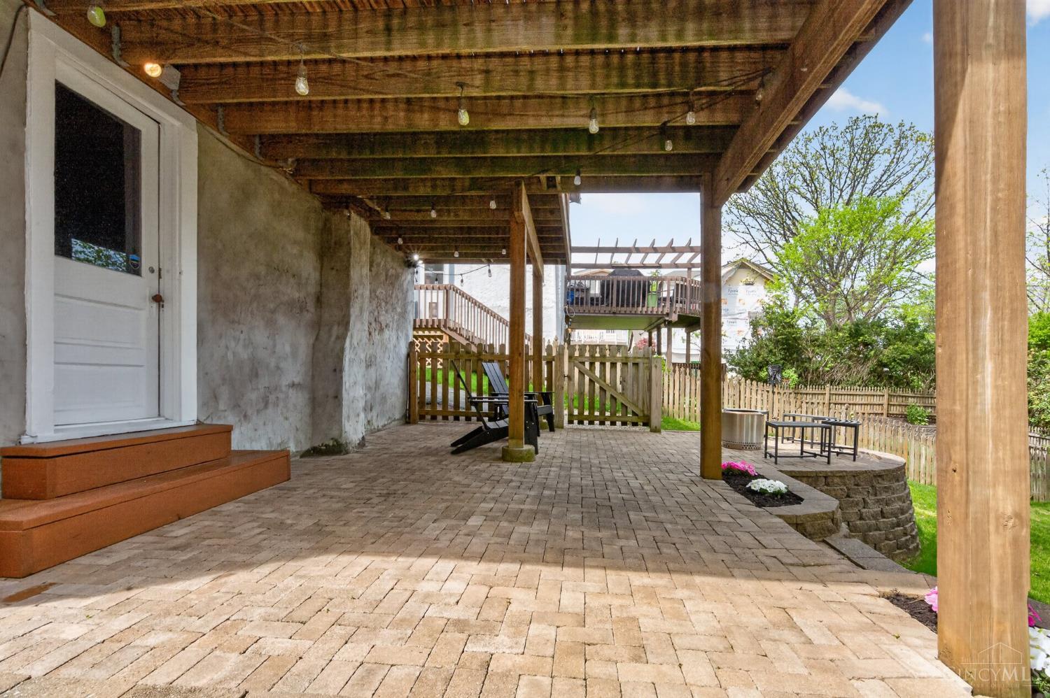 3616 Parkline Avenue