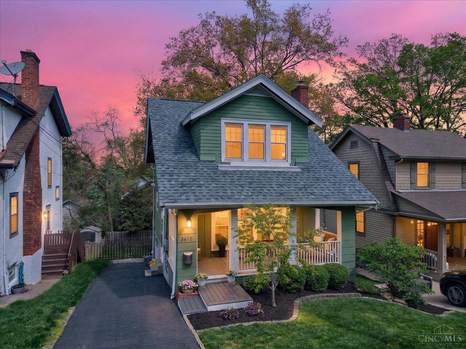 3616 Parkline Avenue