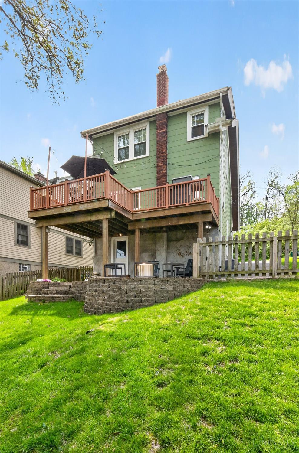 3616 Parkline Avenue