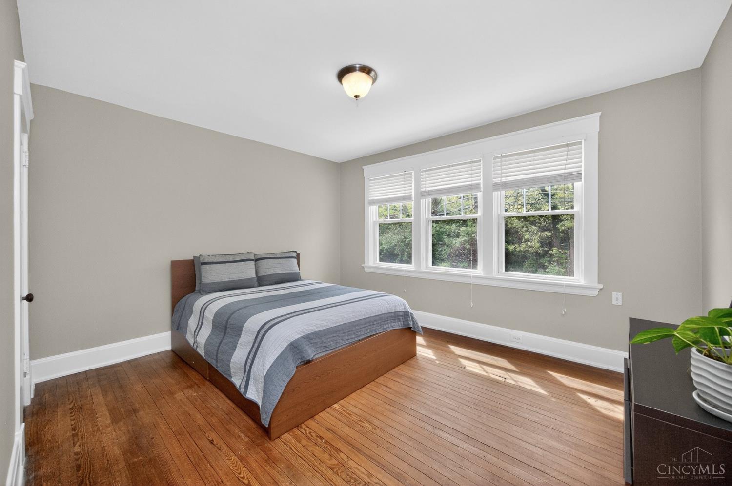 3616 Parkline Avenue