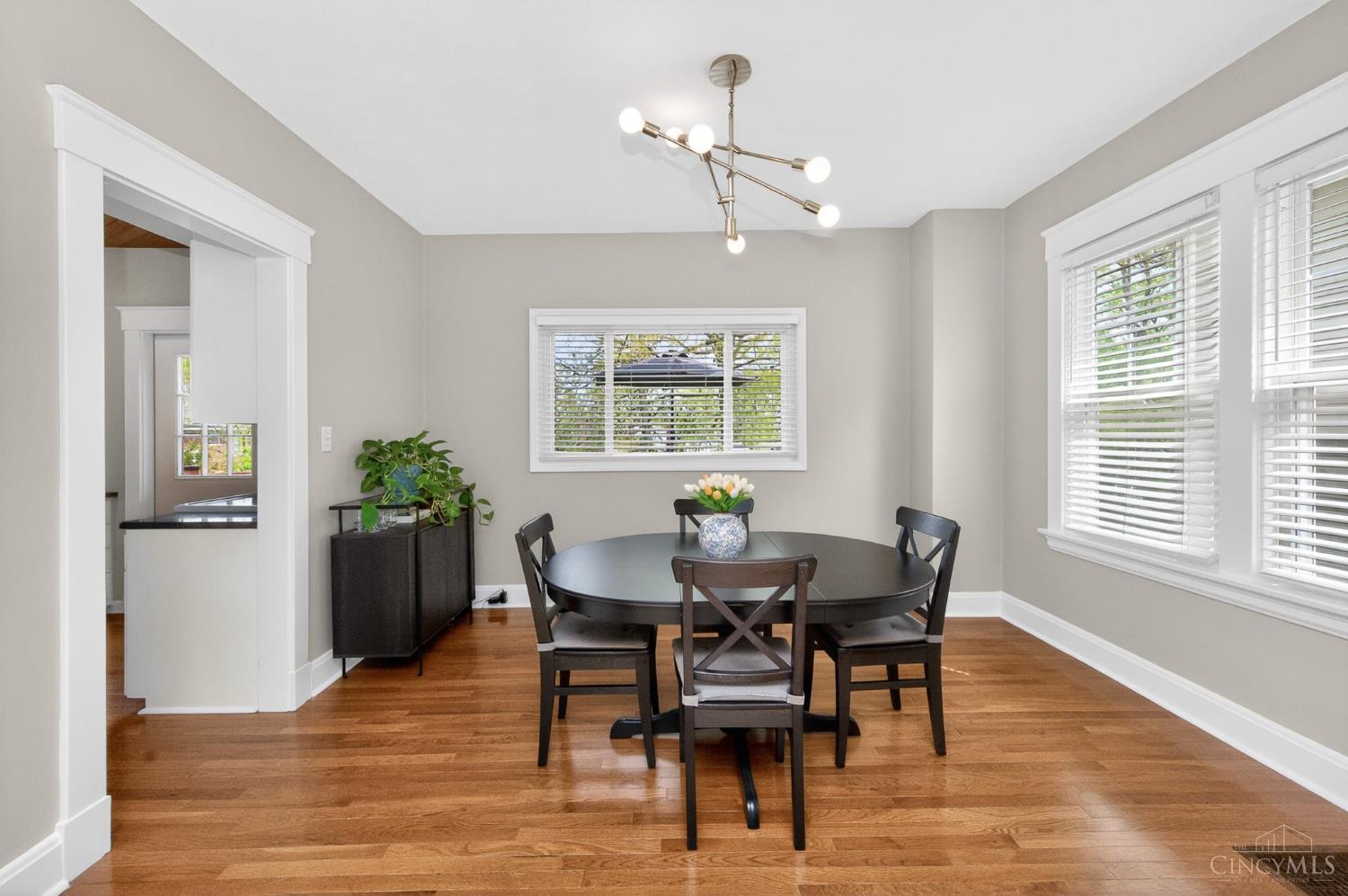 3616 Parkline Avenue