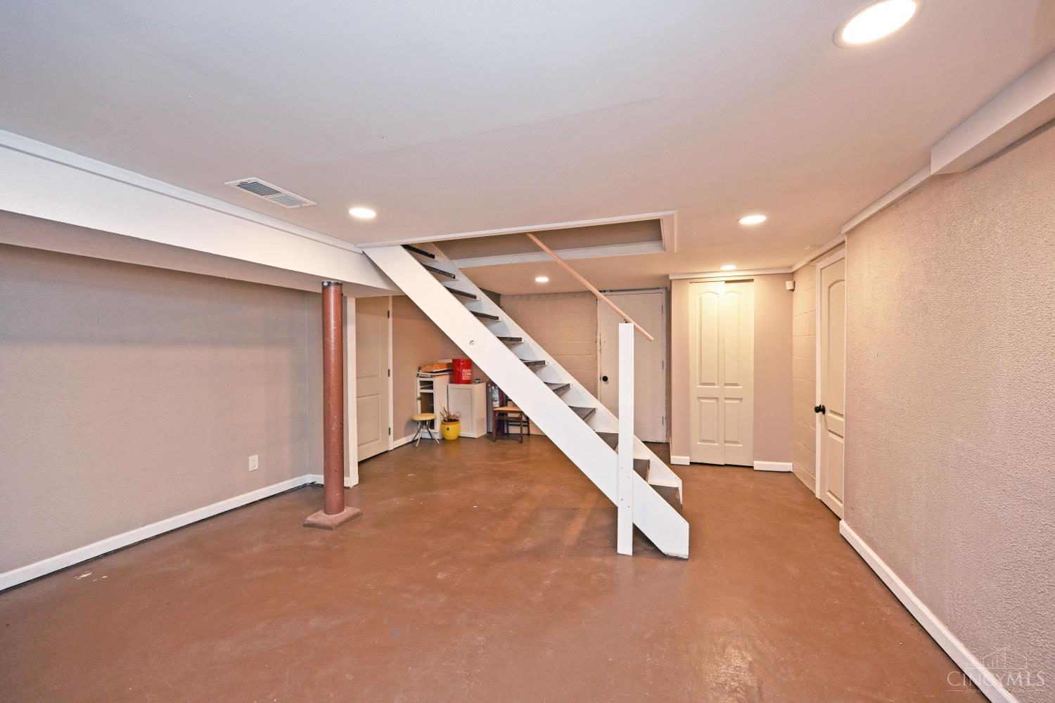 1378 Adams Road