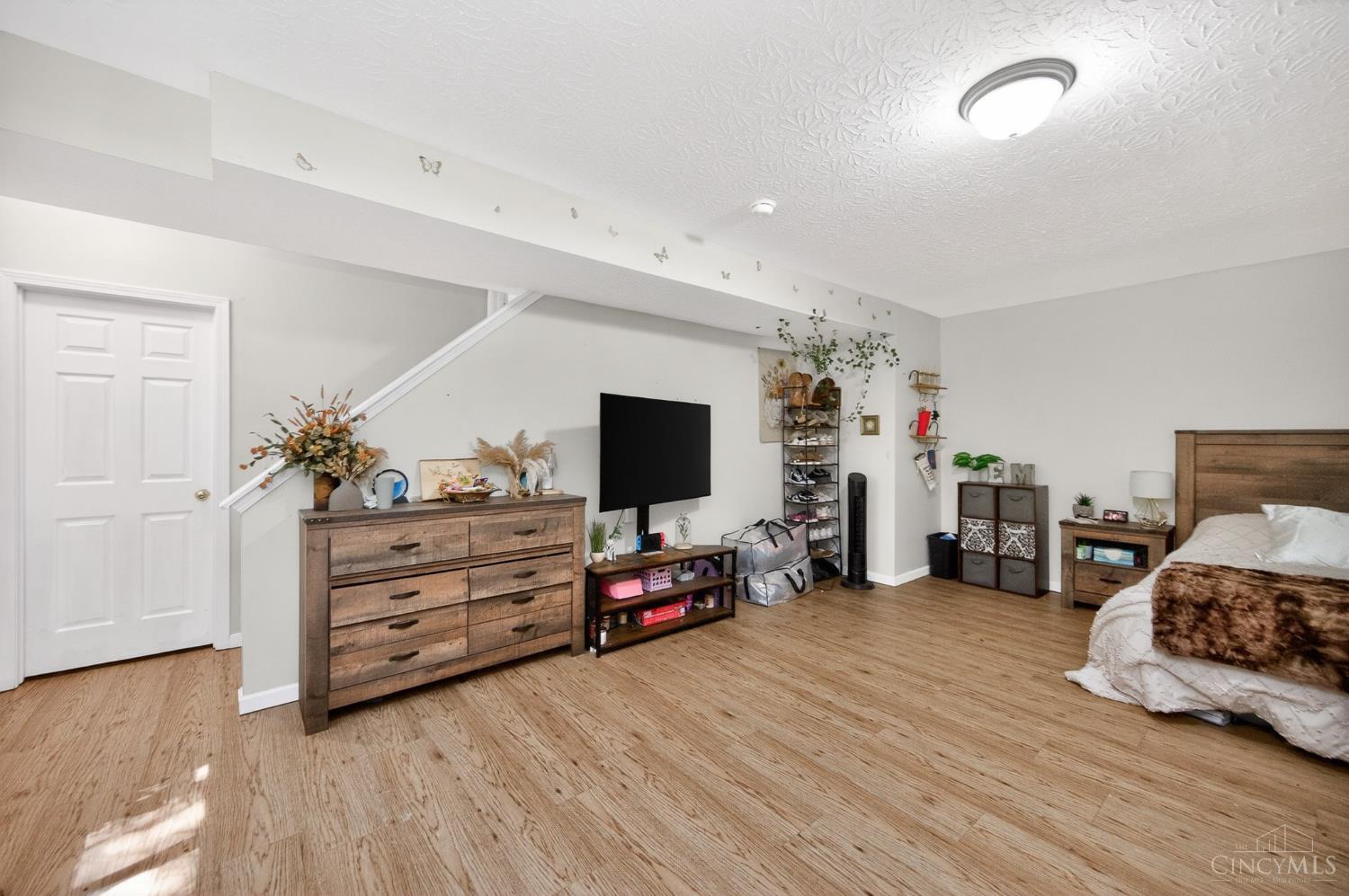 218 Heffron Circle