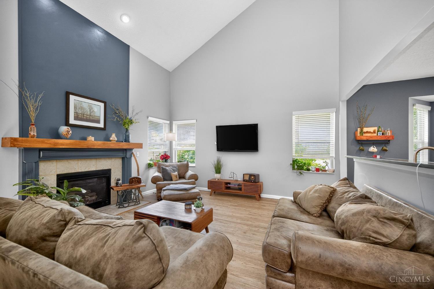 218 Heffron Circle
