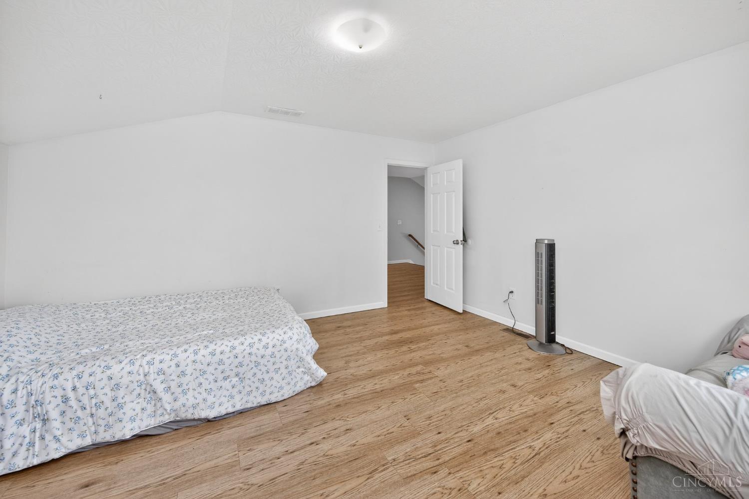 218 Heffron Circle