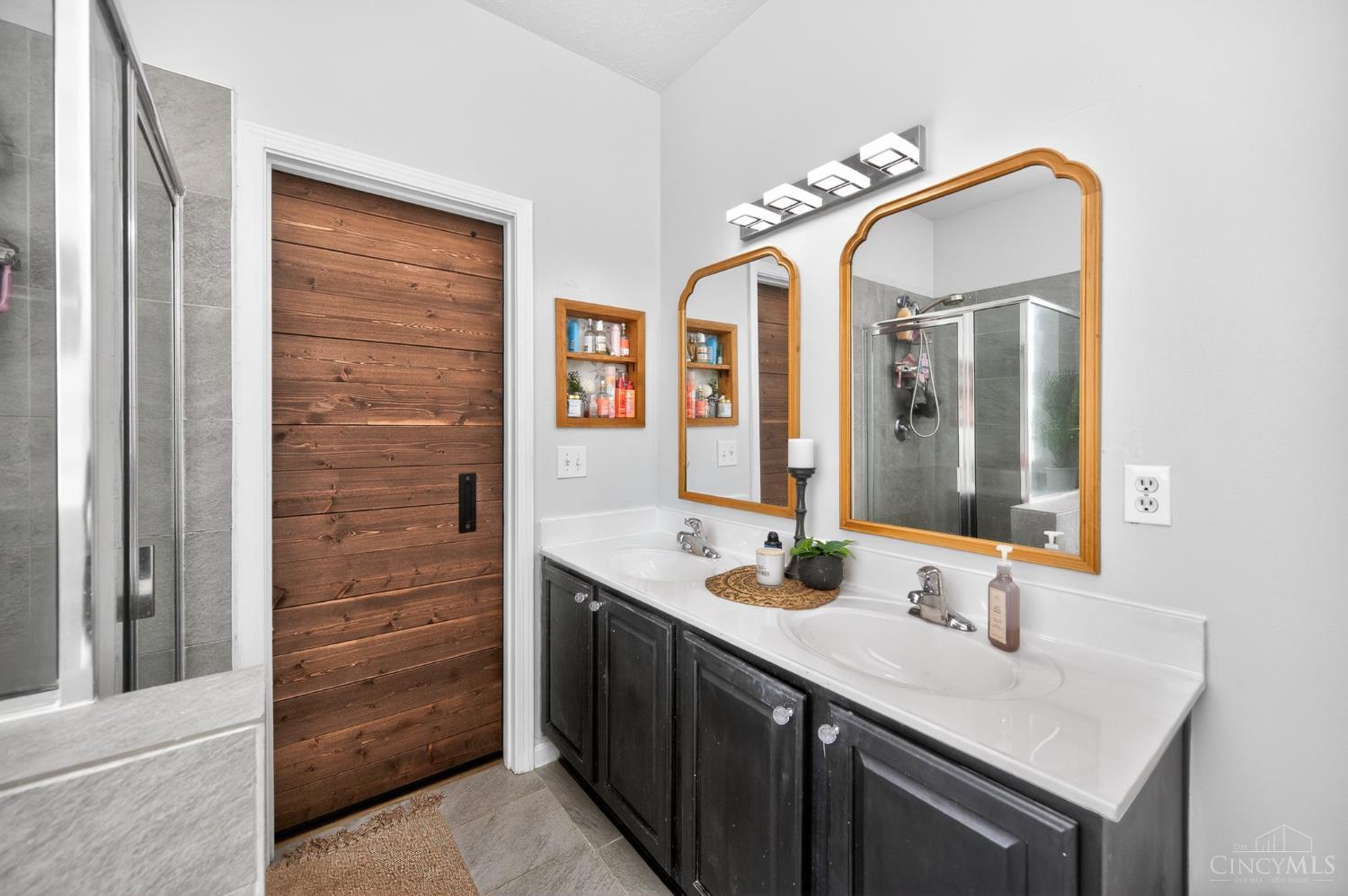 218 Heffron Circle