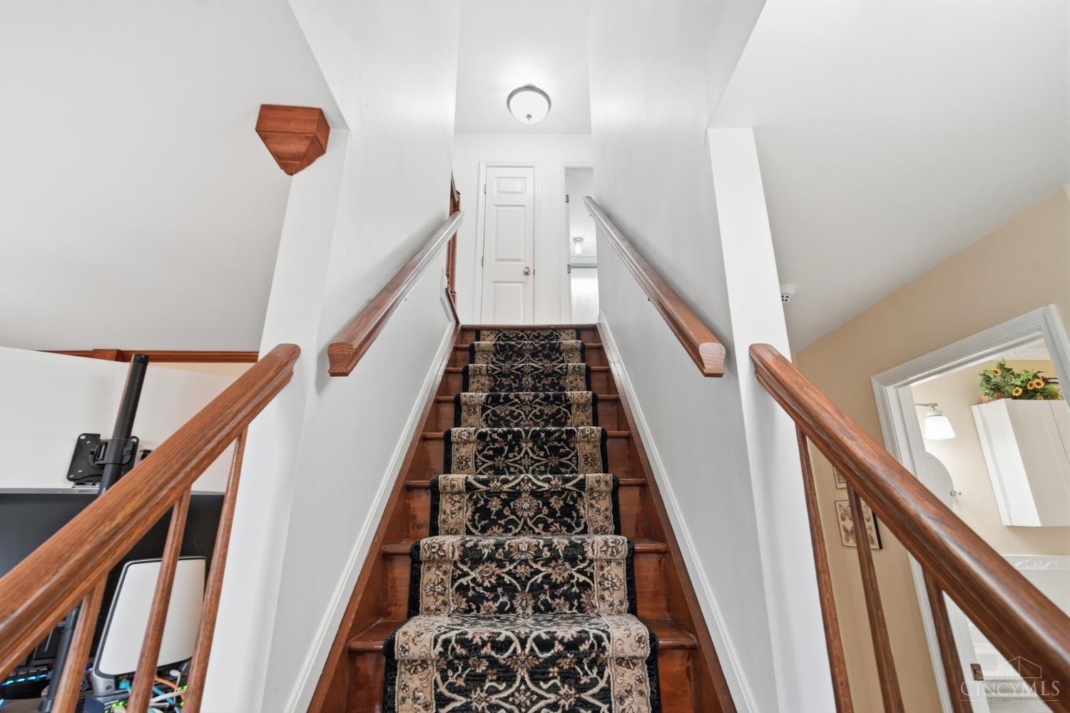 7808 Meadow Crest Court