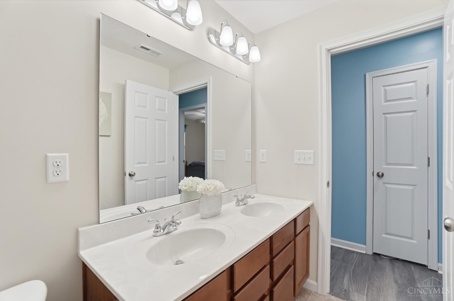 5230 Crested Owl Court