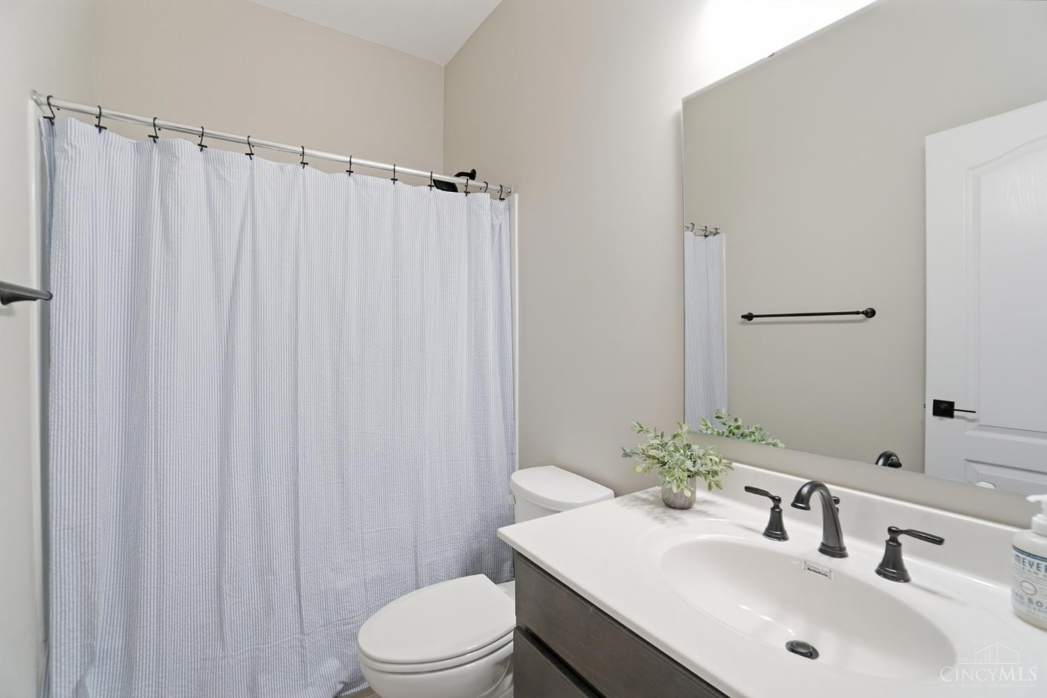 1479 Wexler Court