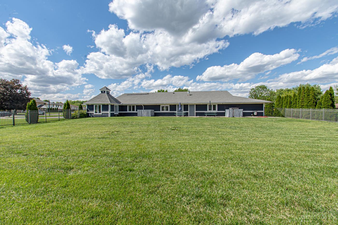 1908 N Lakeman Drive