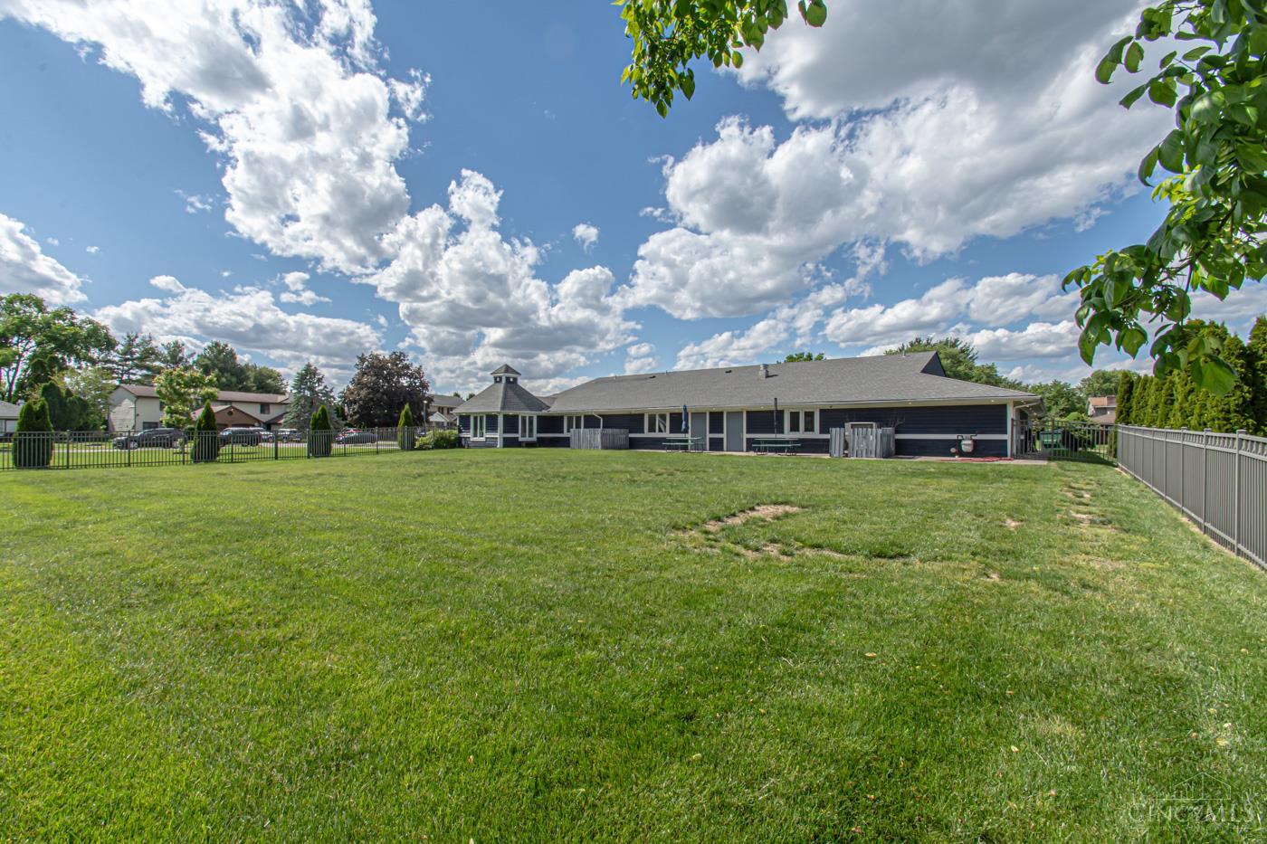 1908 N Lakeman Drive