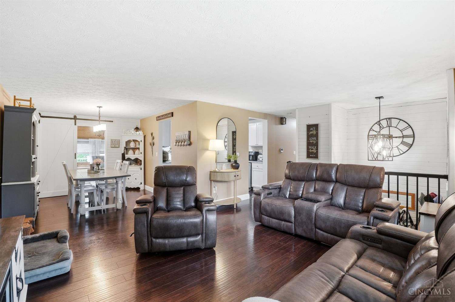 5766 Richland Circle