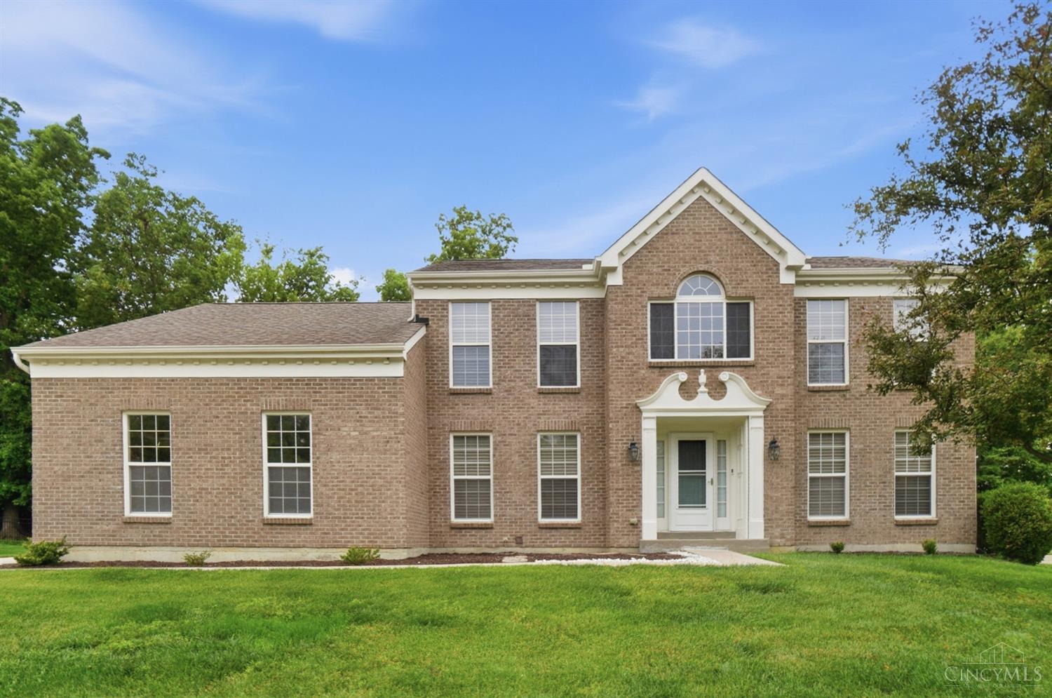 6211 Avebury Court