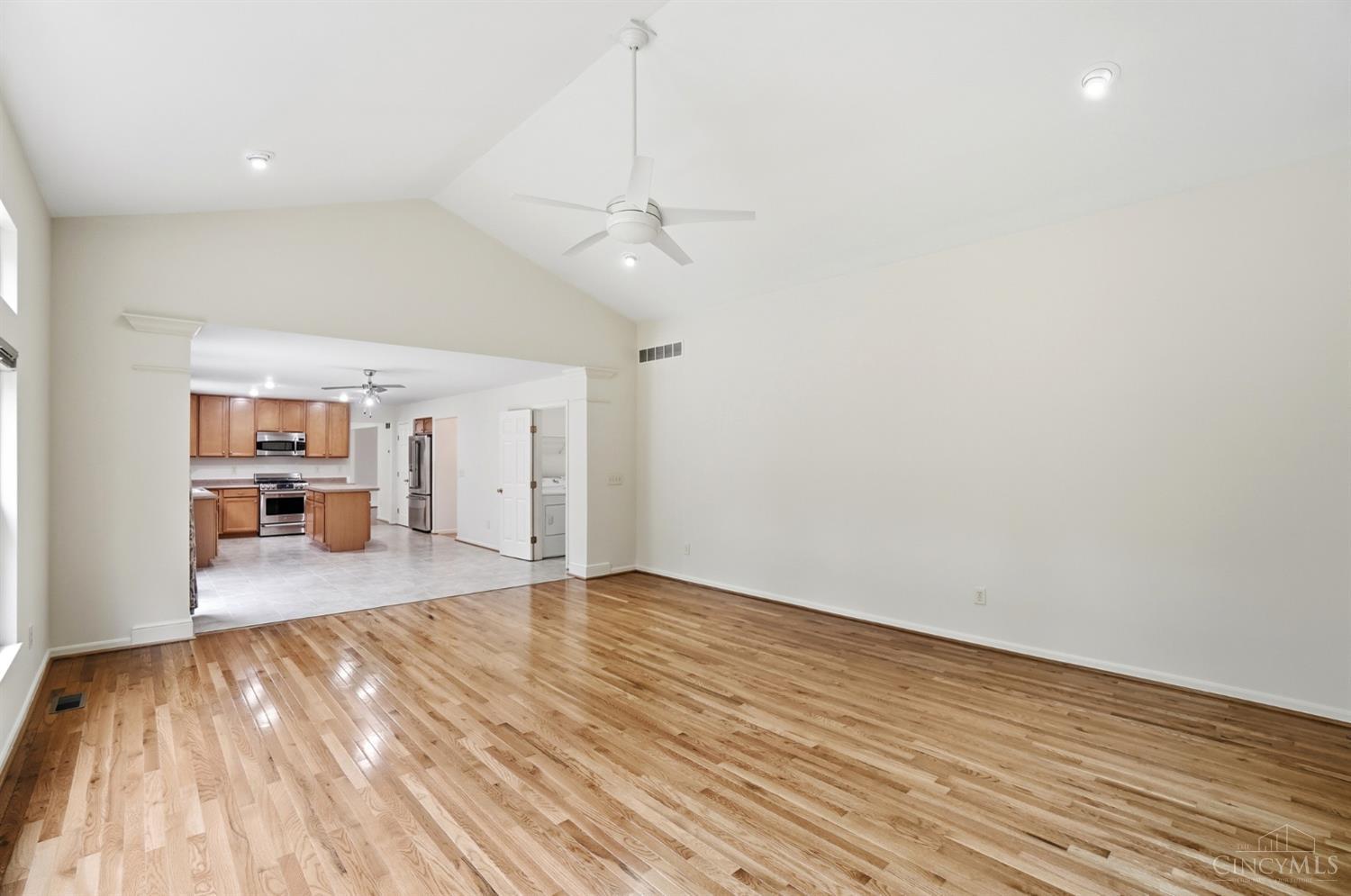 6211 Avebury Court