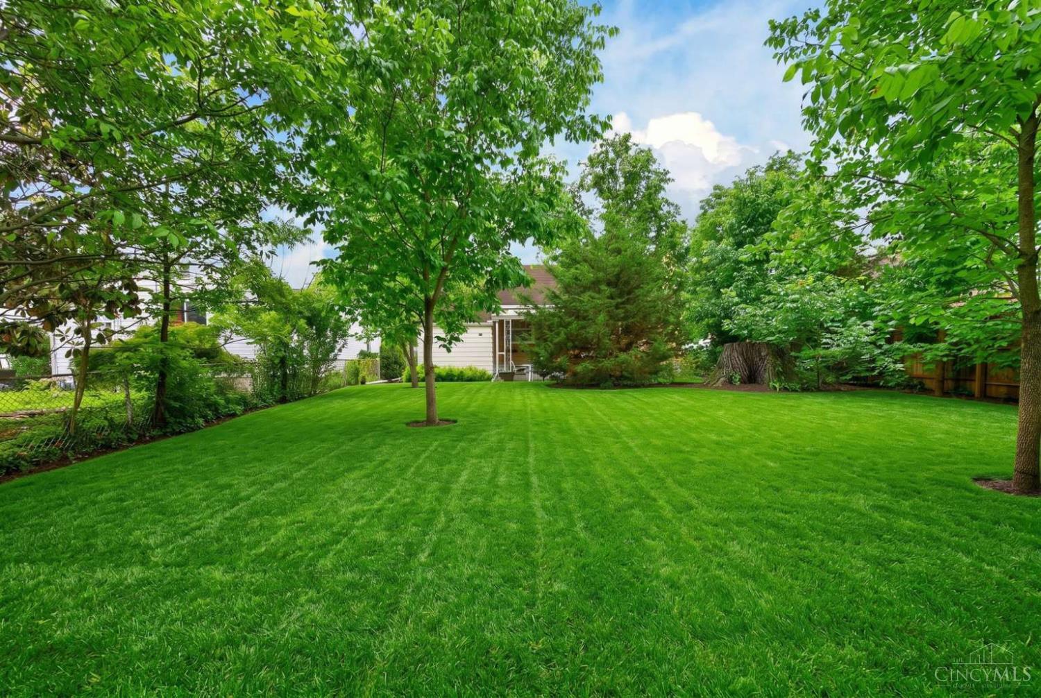 998 Vacationland Drive