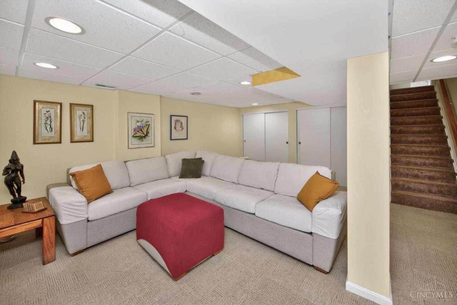 998 Vacationland Drive
