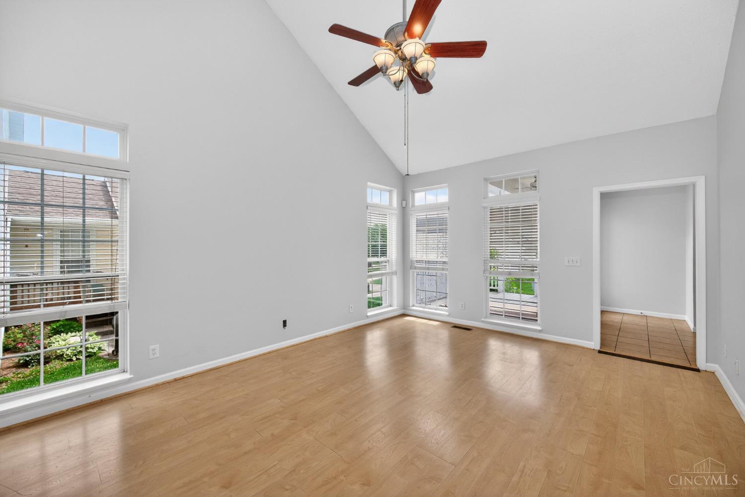 251 Countryside Drive