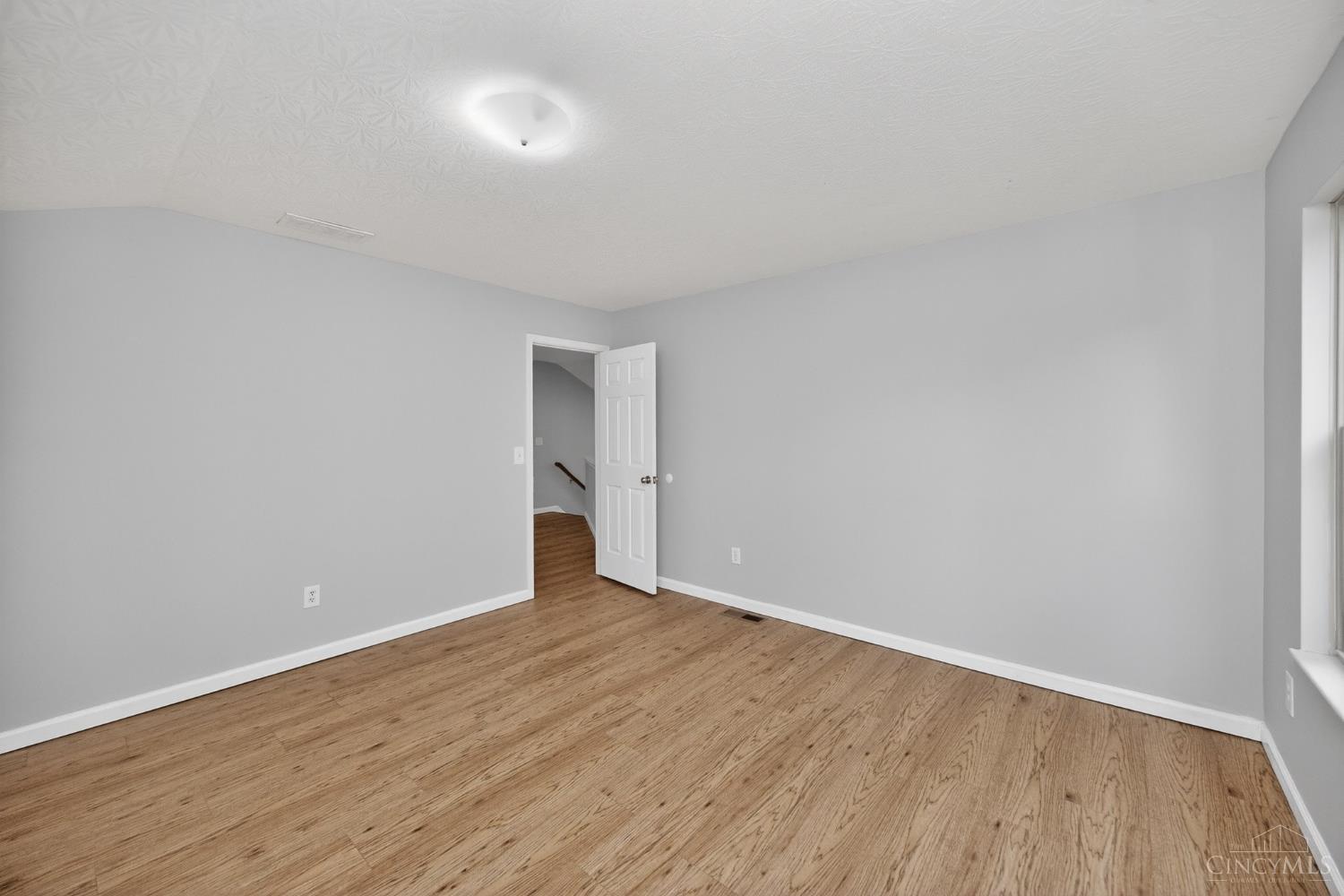 218 Heffron Circle