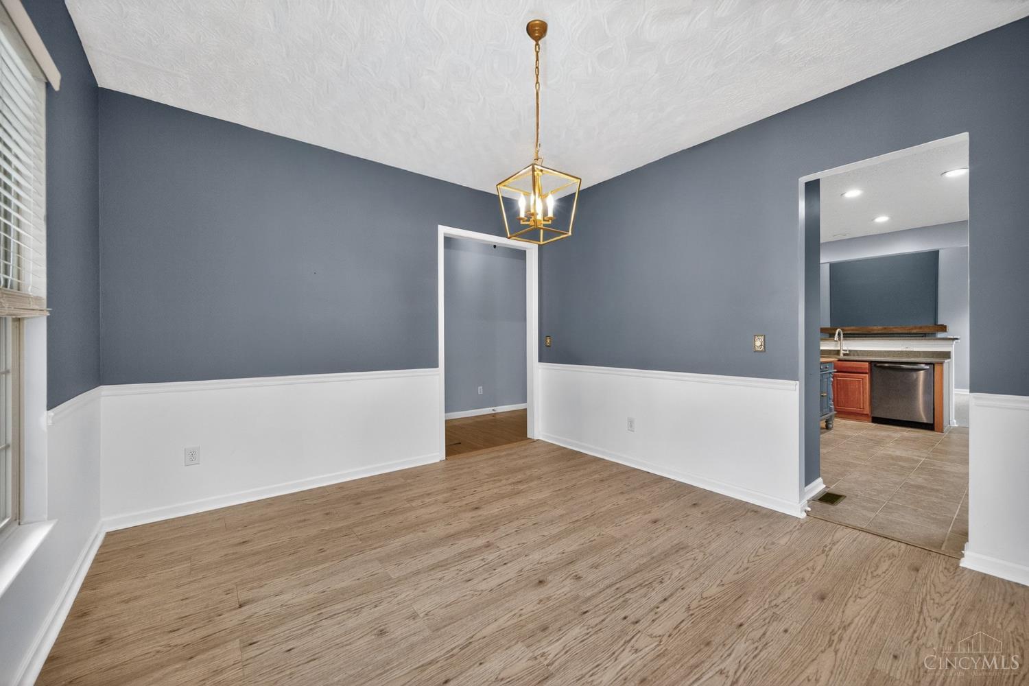 218 Heffron Circle