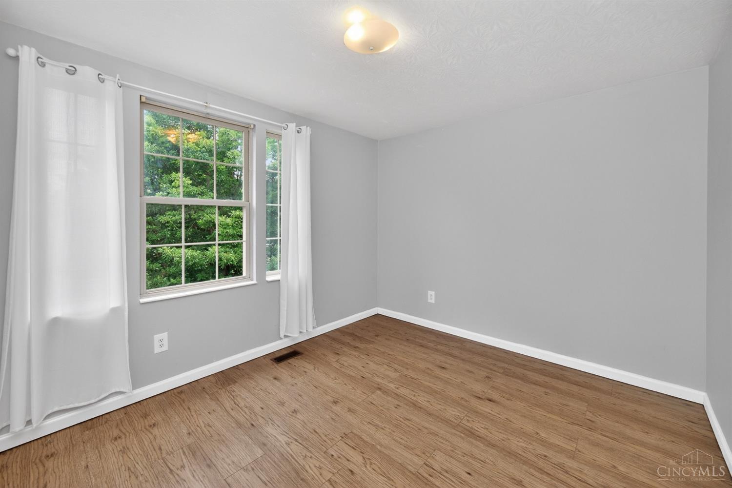 218 Heffron Circle