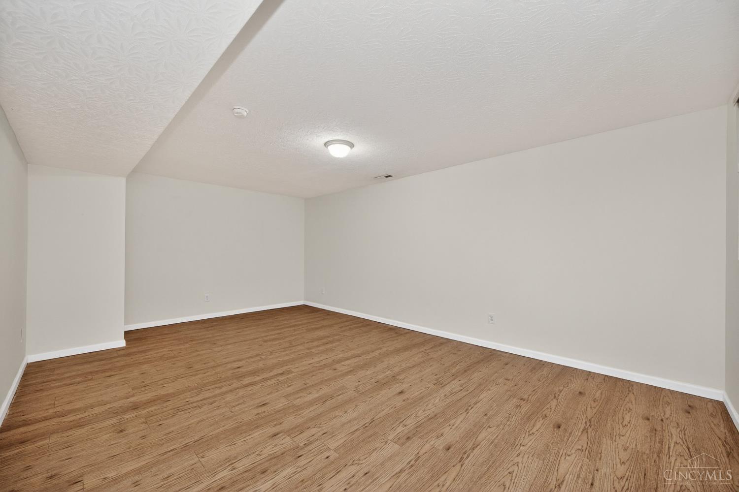 218 Heffron Circle