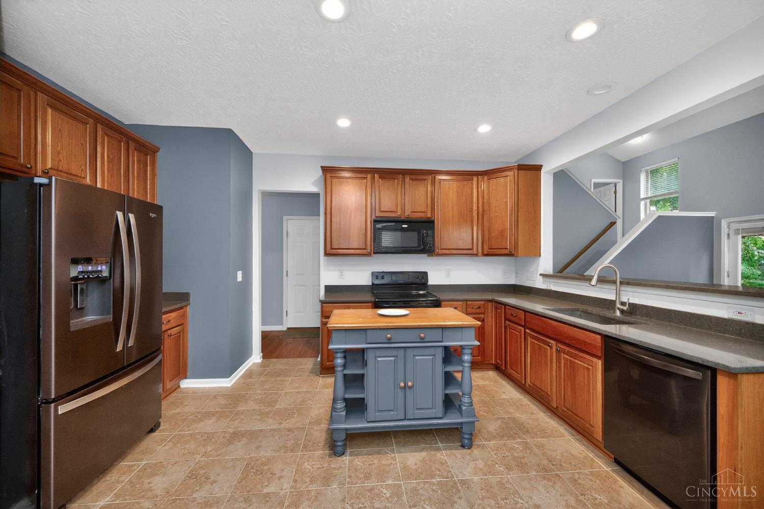 218 Heffron Circle