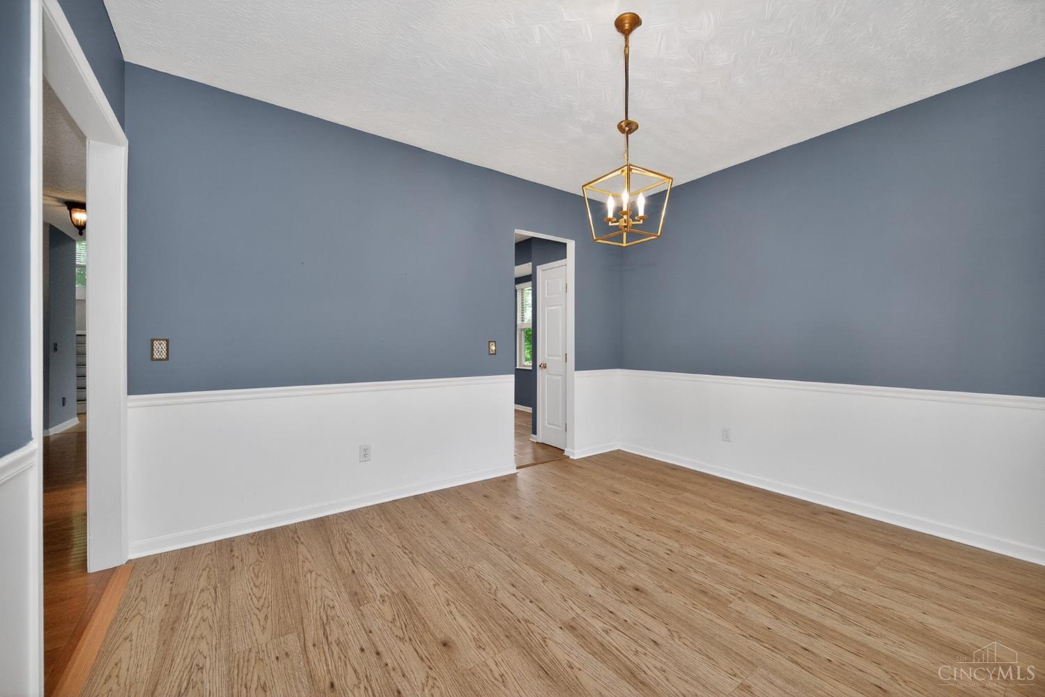 218 Heffron Circle