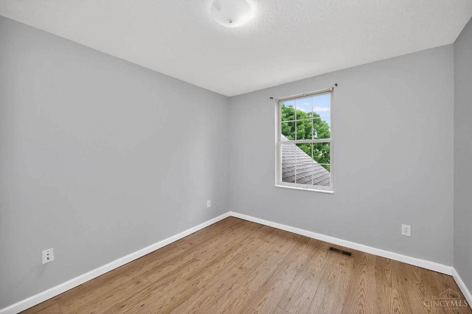 218 Heffron Circle