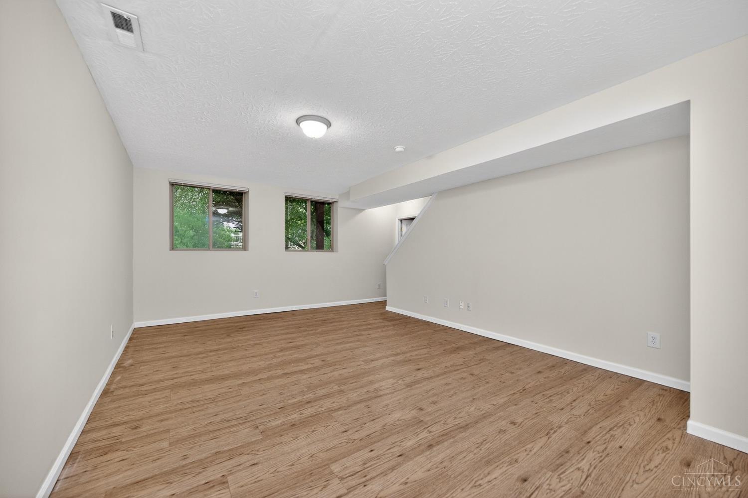 218 Heffron Circle