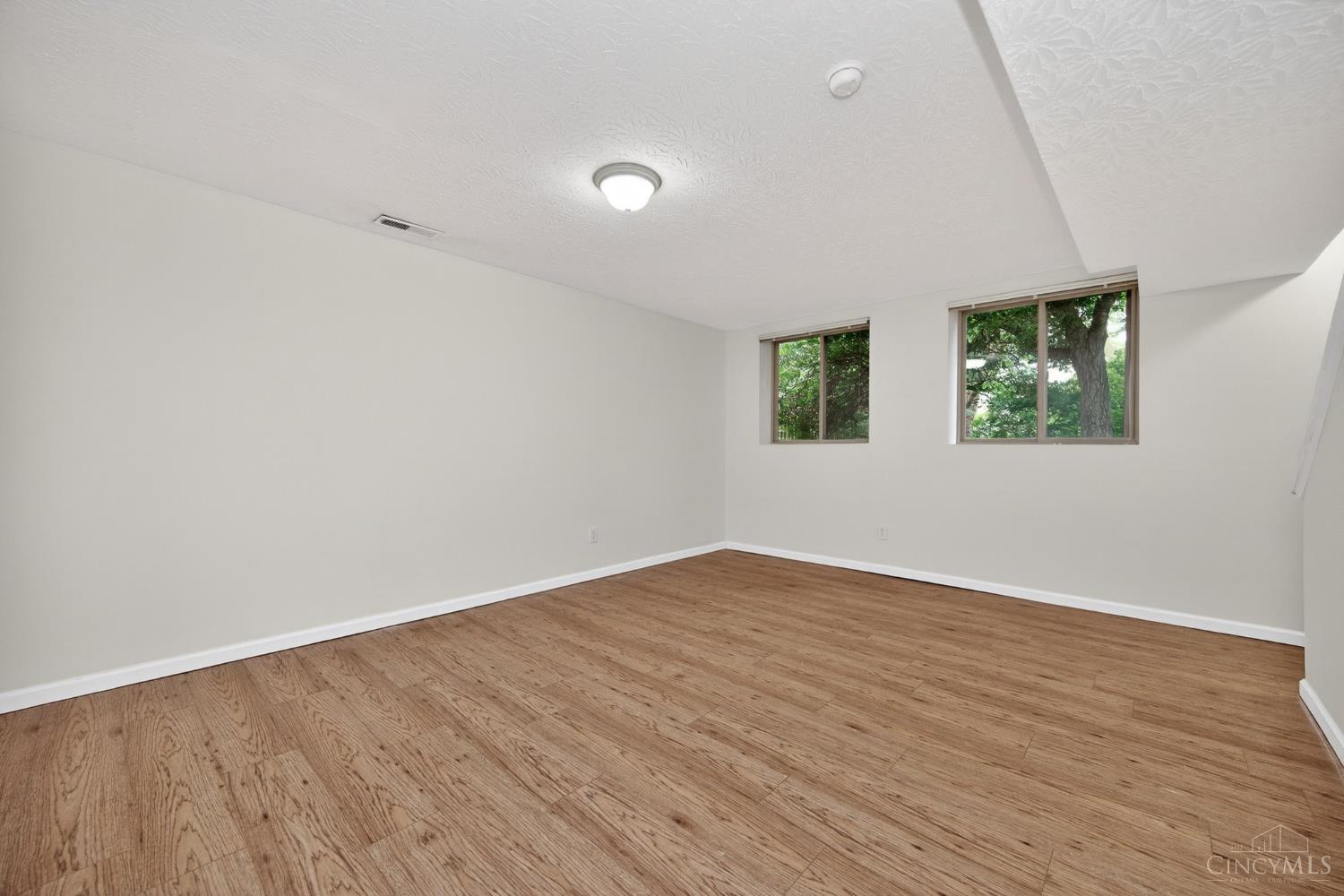 218 Heffron Circle