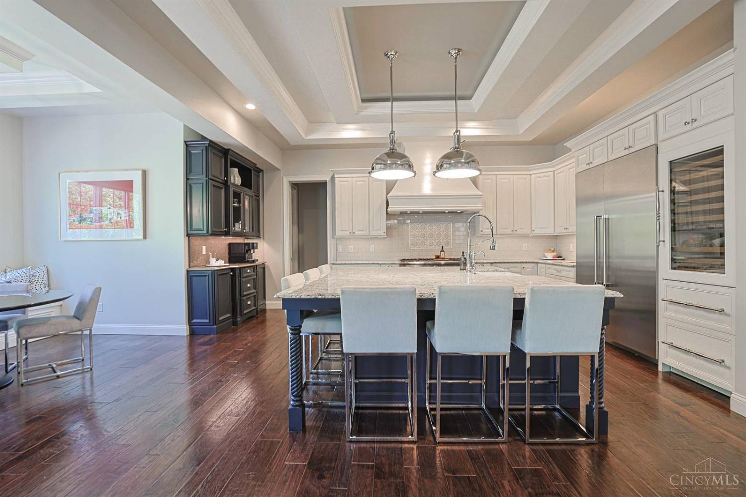 8880 Bayside Court