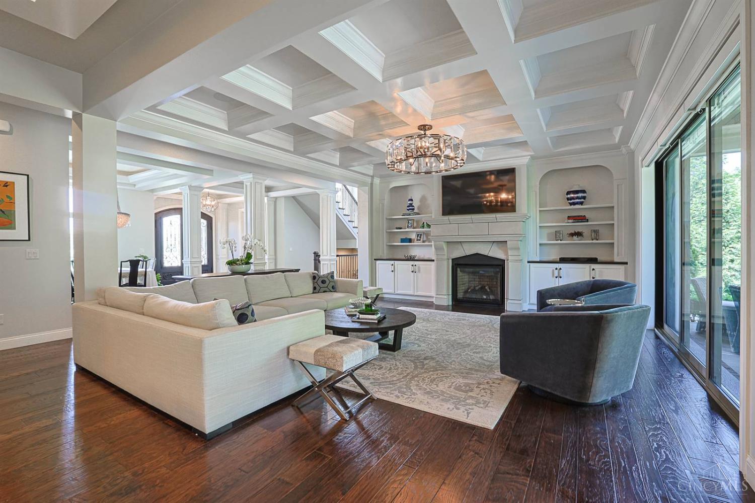 8880 Bayside Court