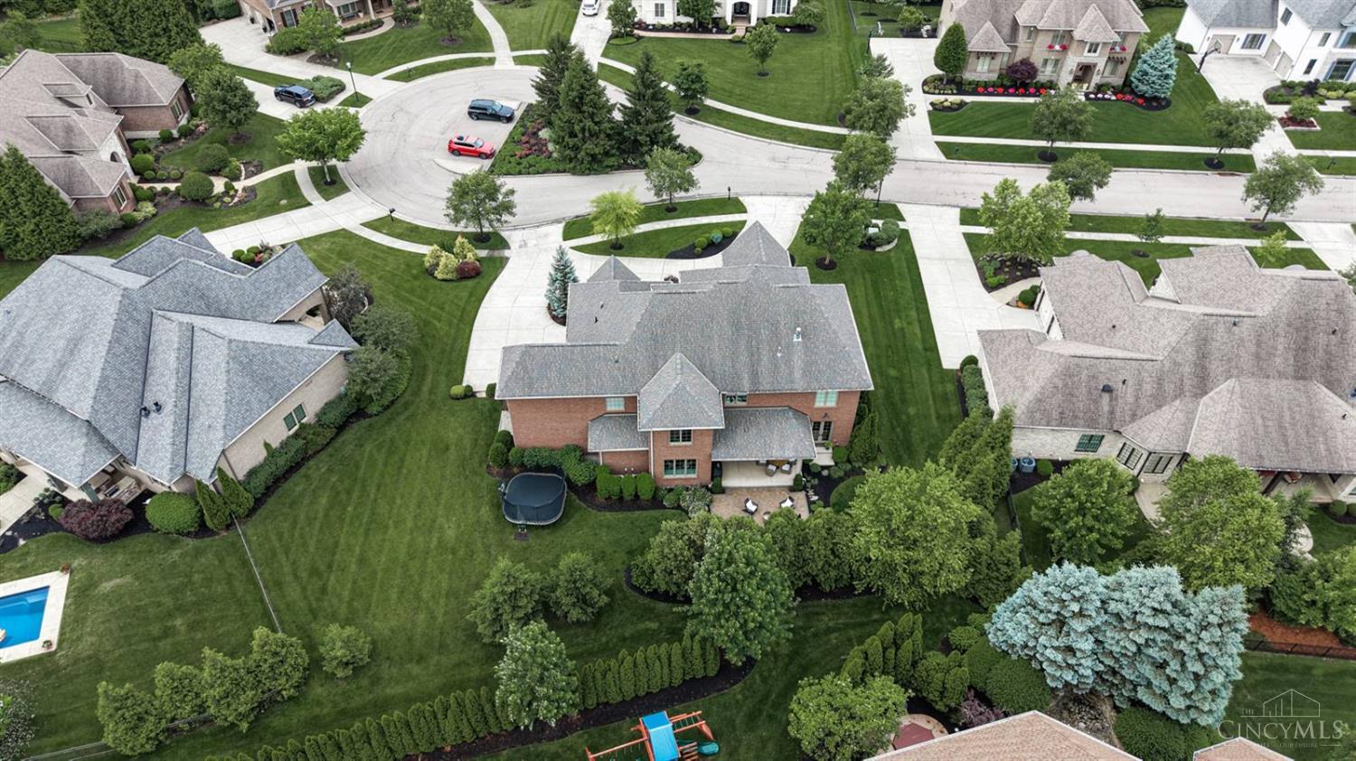 8880 Bayside Court