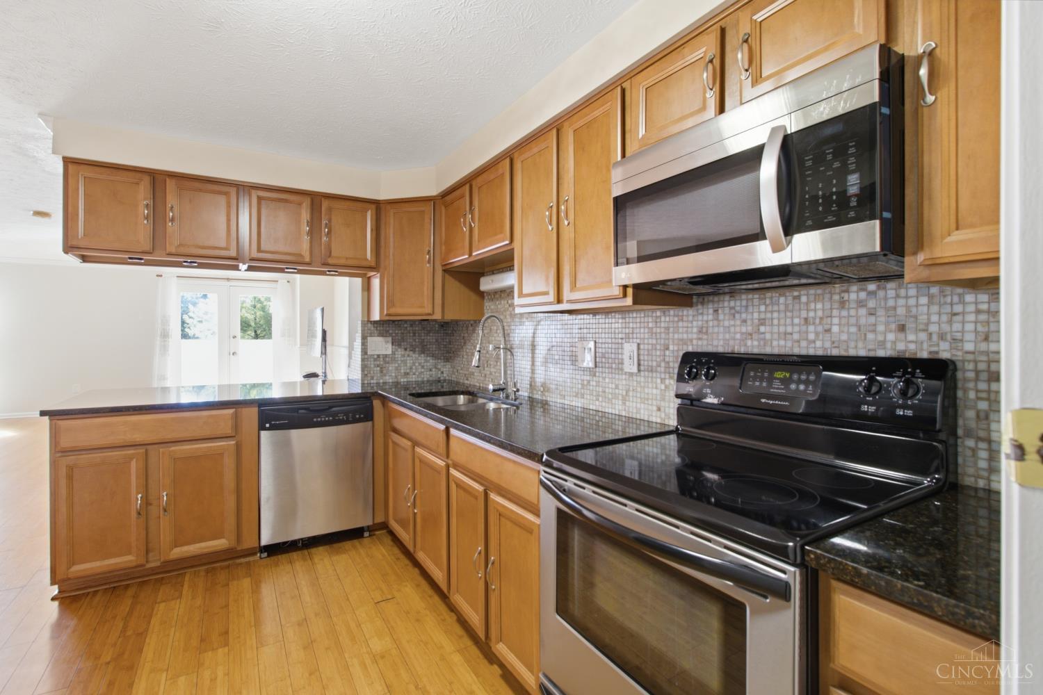 8434 Island Pines Place
