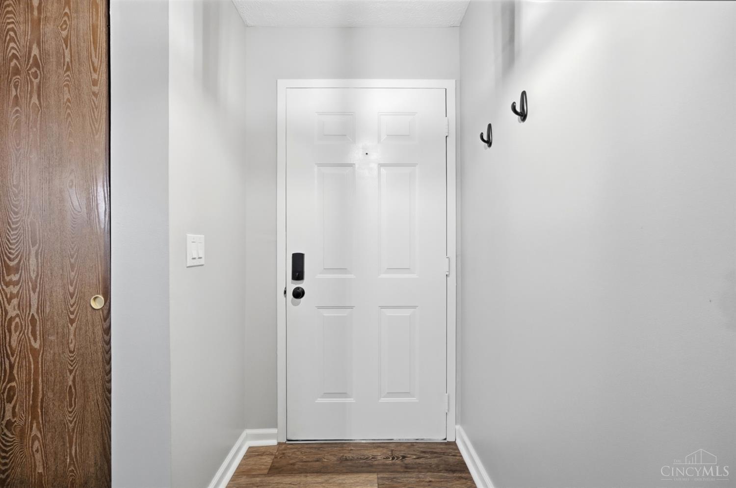 5889 Hanley Close 131