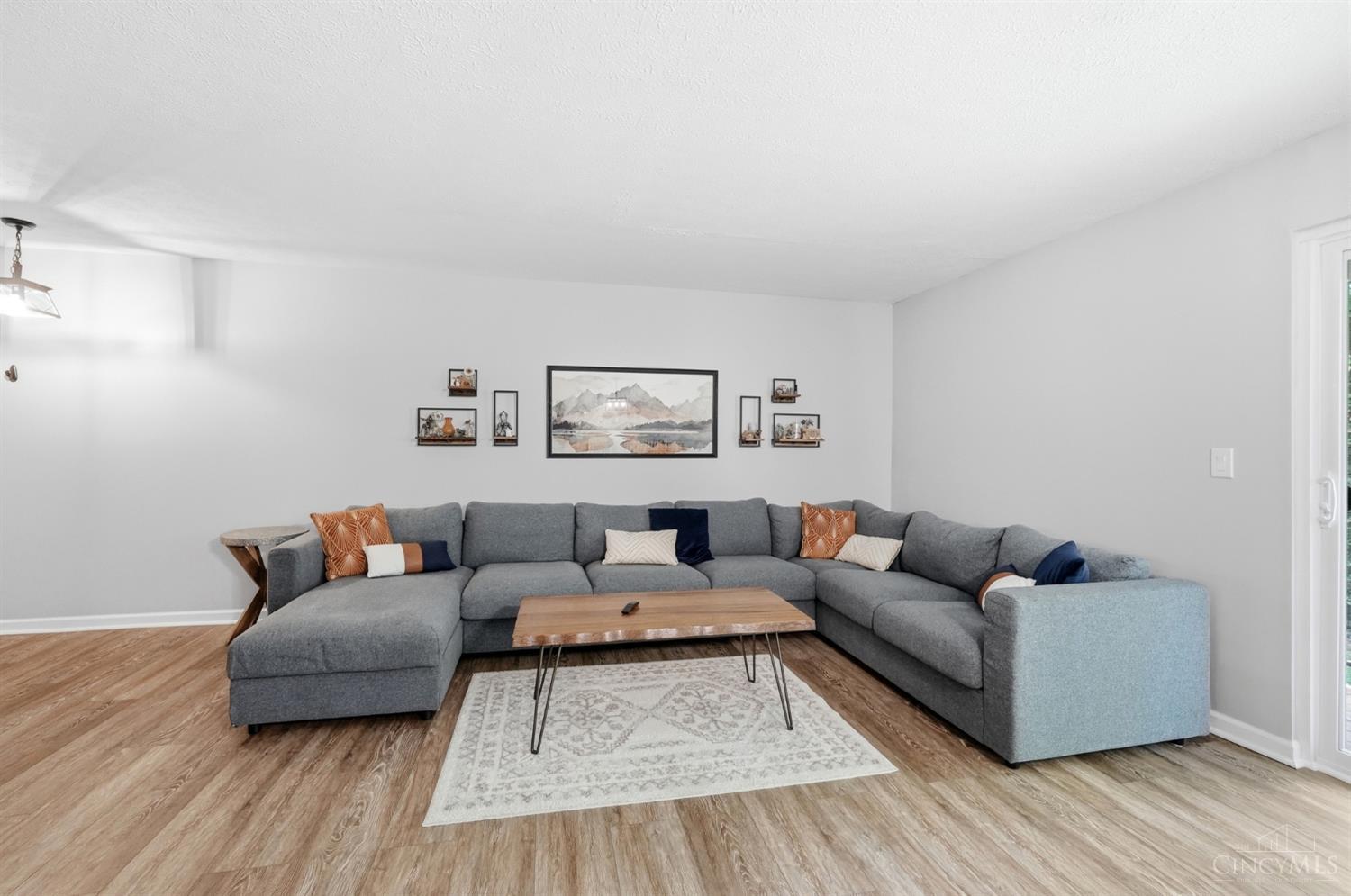 5889 Hanley Close 131