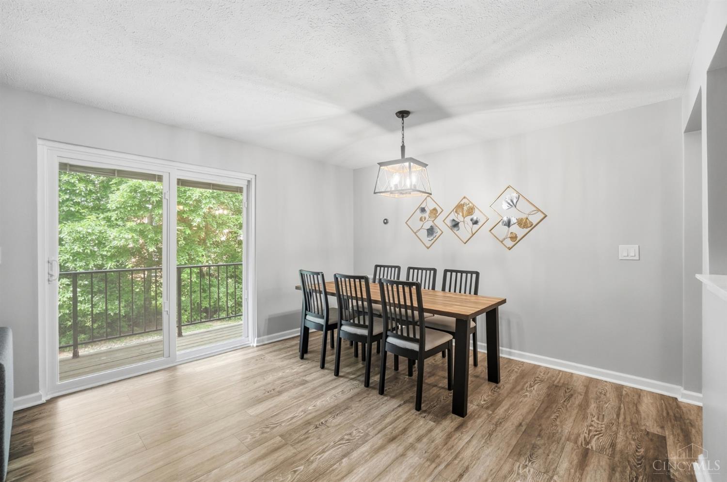 5889 Hanley Close 131