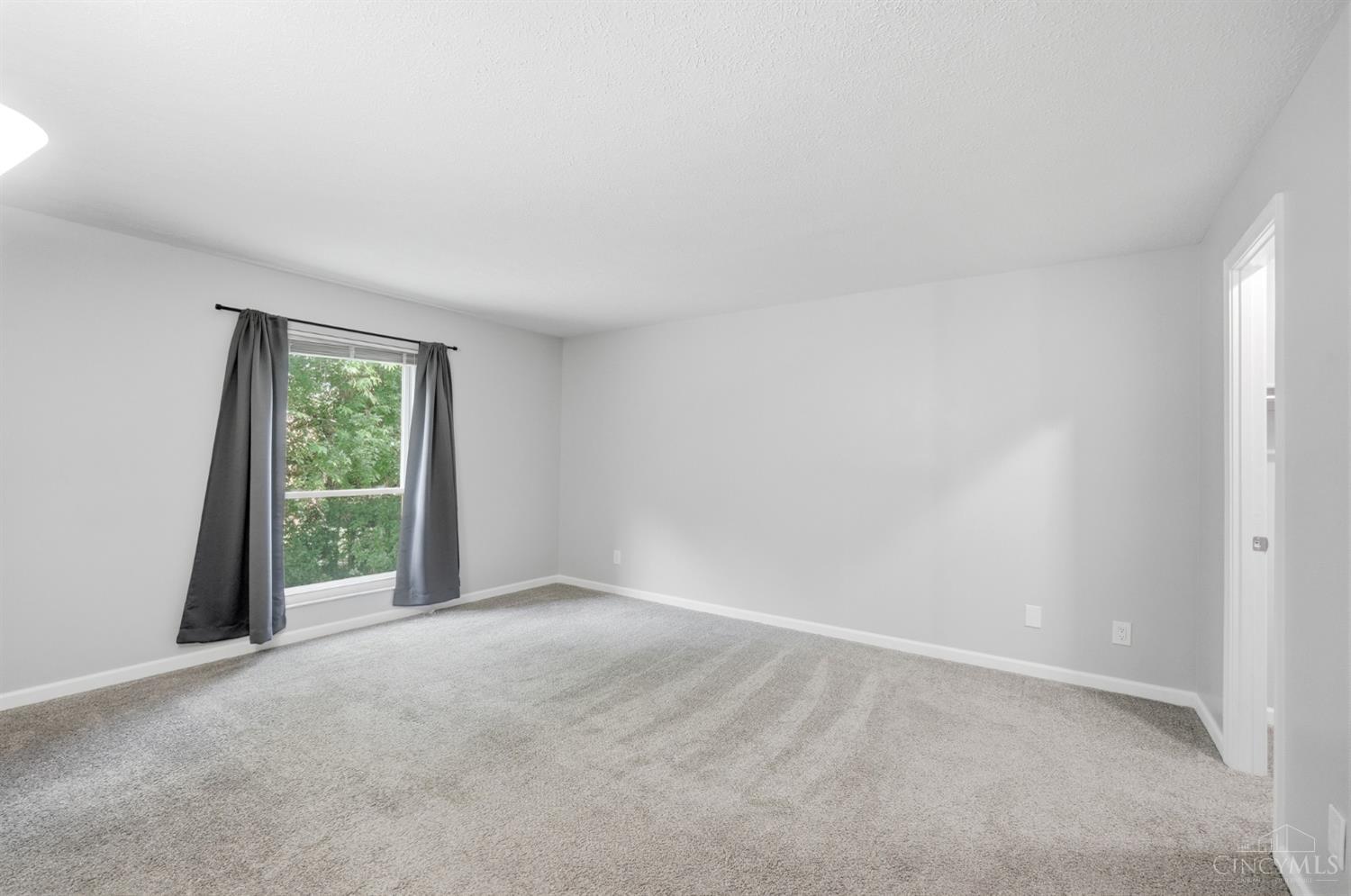 5889 Hanley Close 131