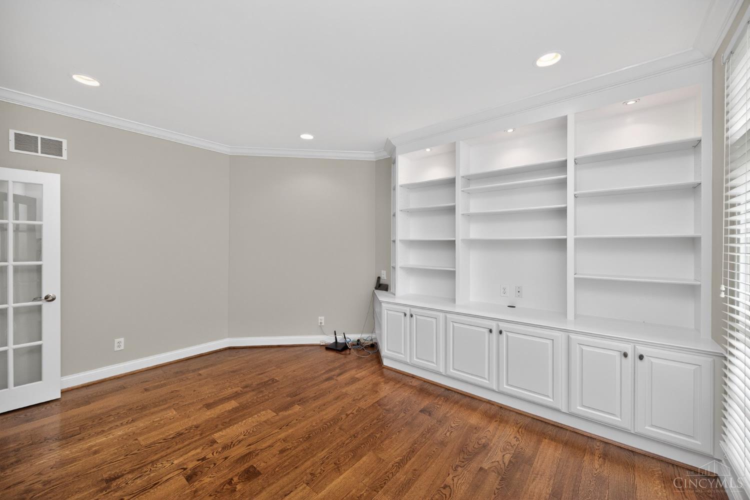6607 Red Hawk Court