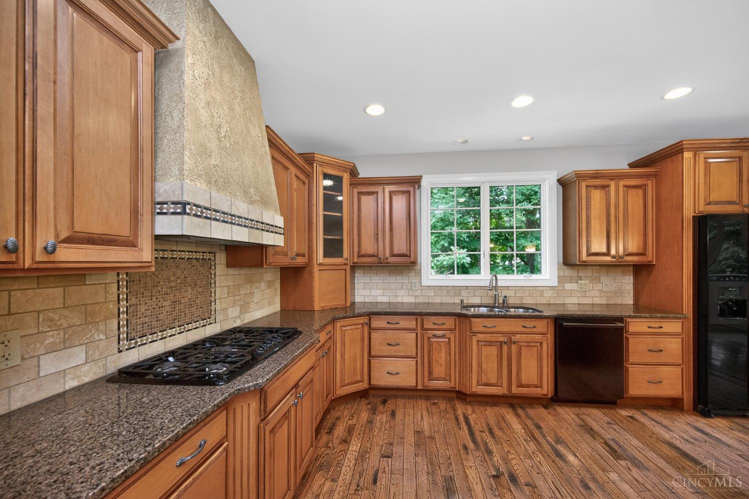 6607 Red Hawk Court