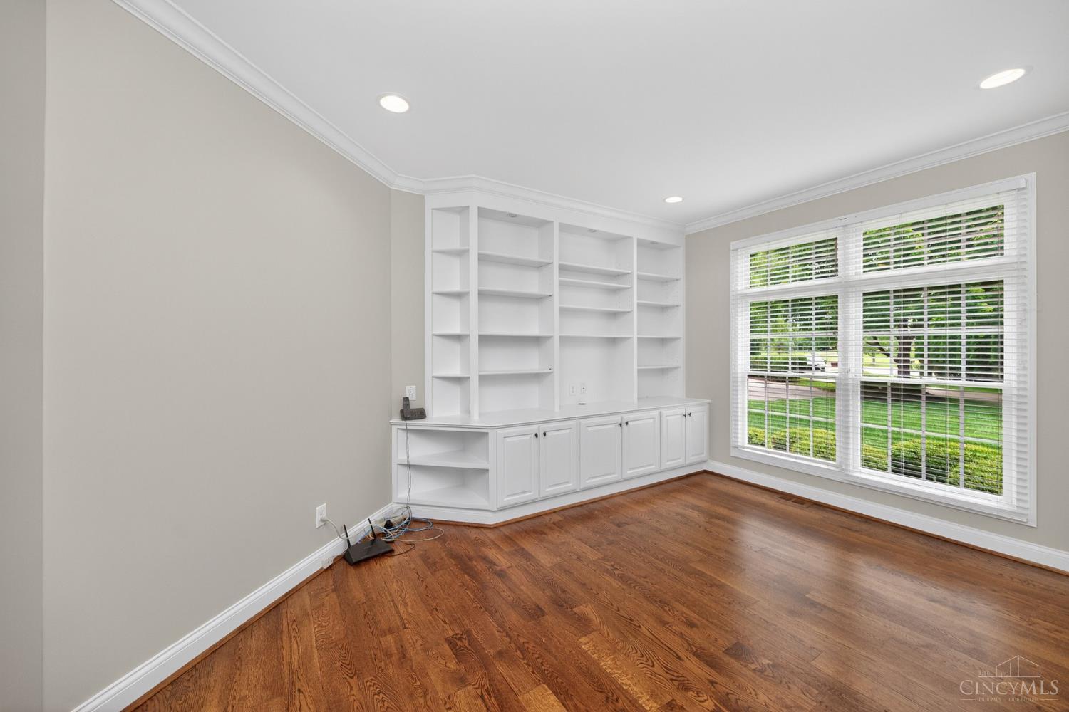 6607 Red Hawk Court