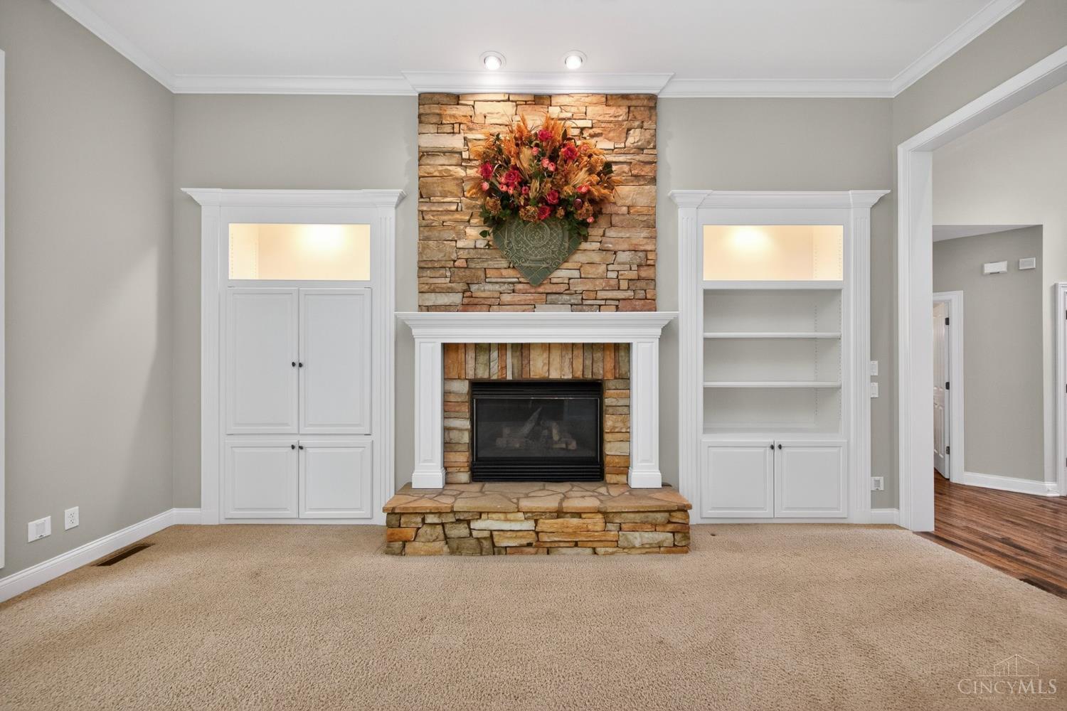 6607 Red Hawk Court