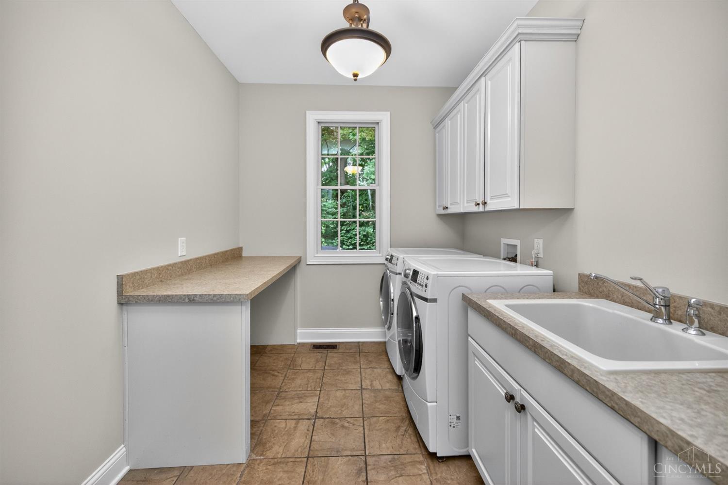 6607 Red Hawk Court