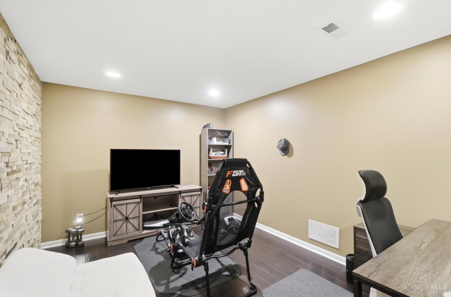 3715 Wrenwood Court