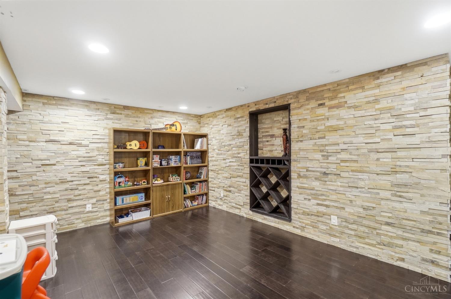 3715 Wrenwood Court