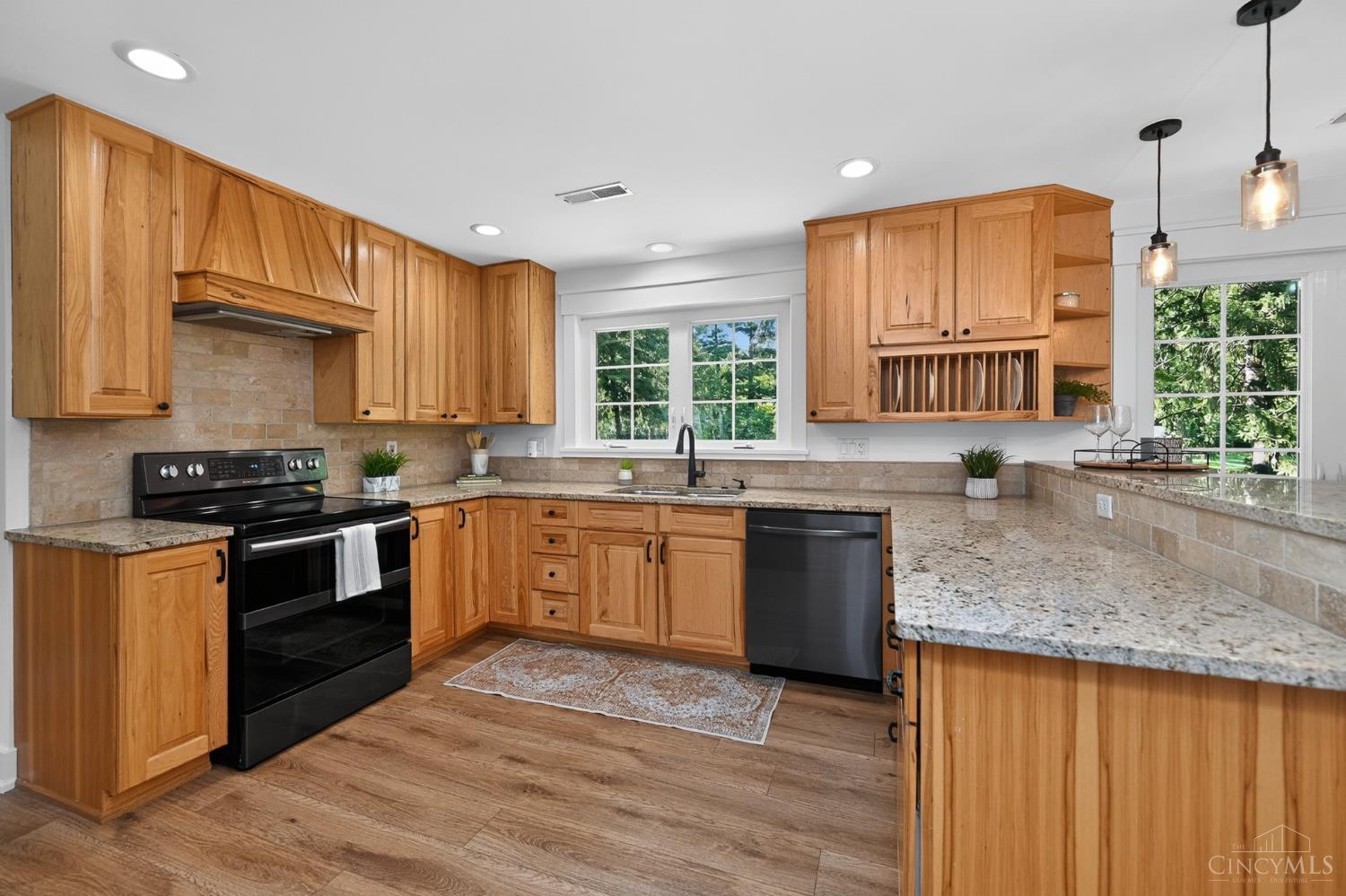 7995 Remington Road