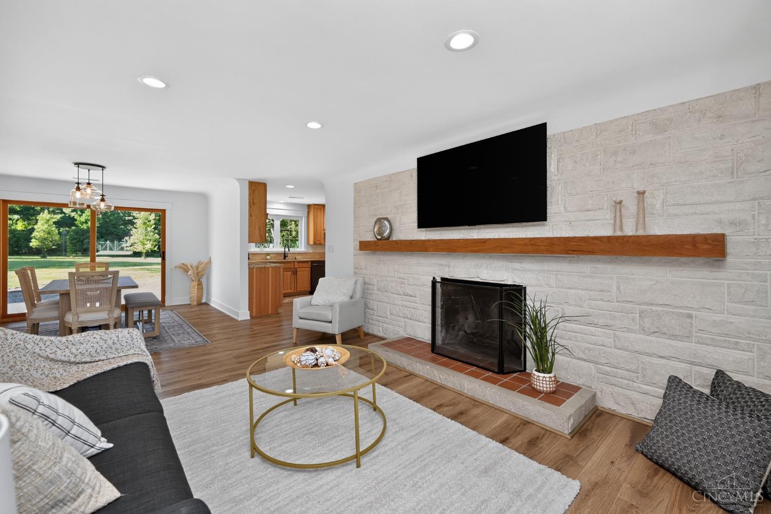 7995 Remington Road
