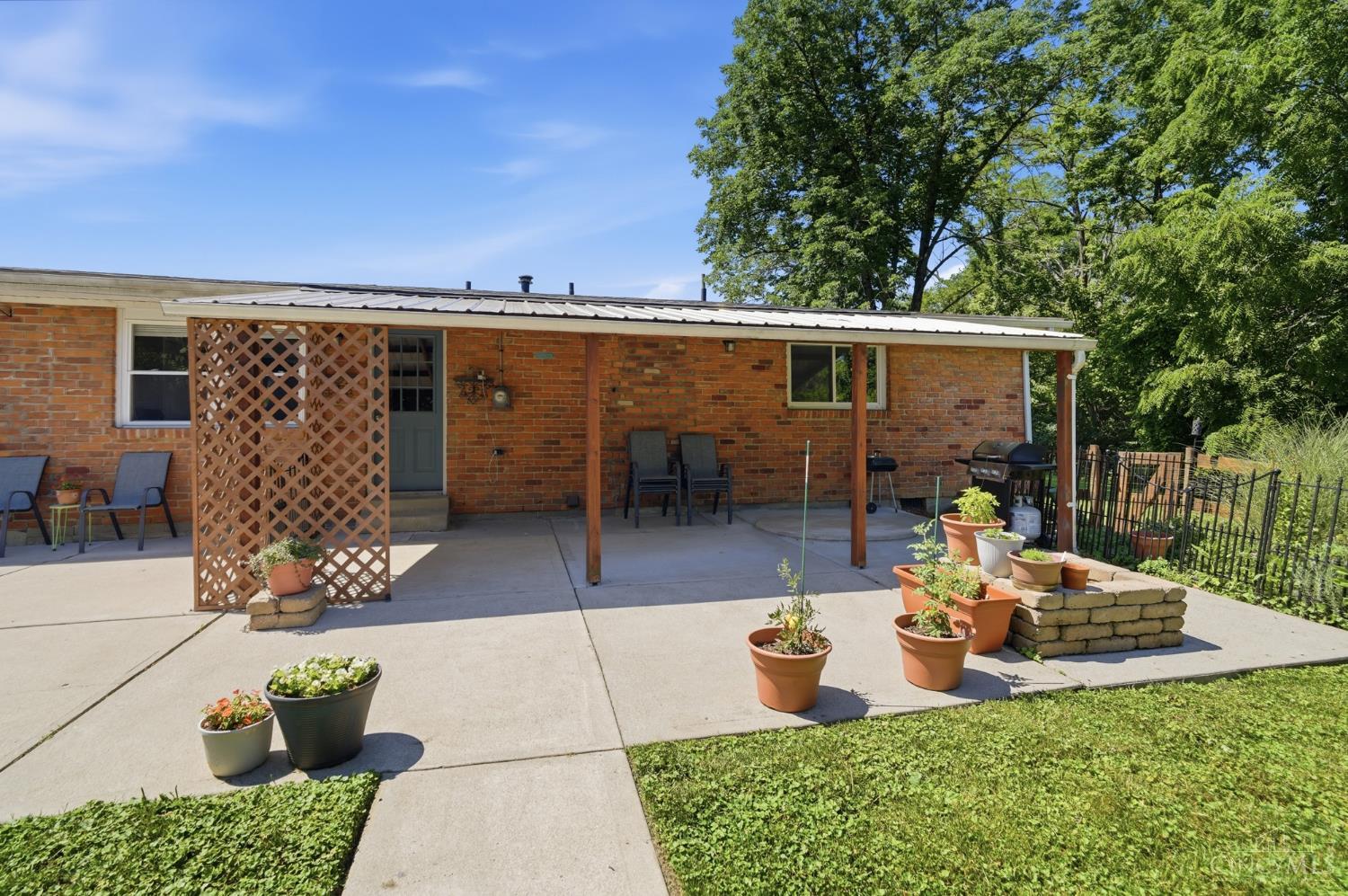 839 Brookcrest Drive