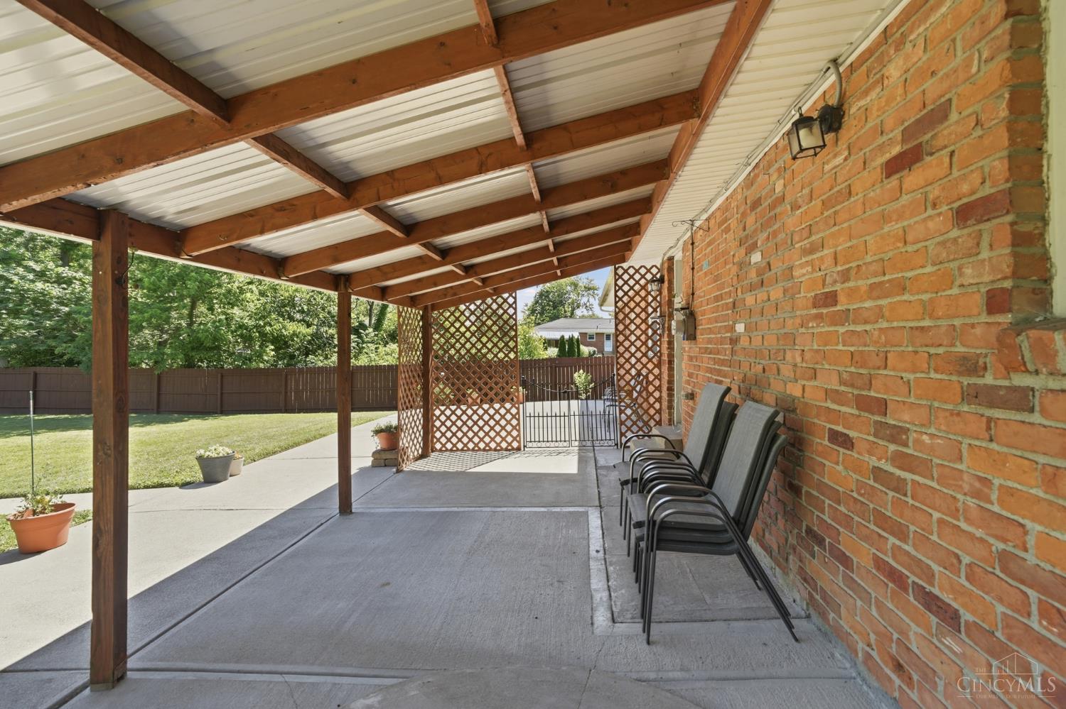 839 Brookcrest Drive